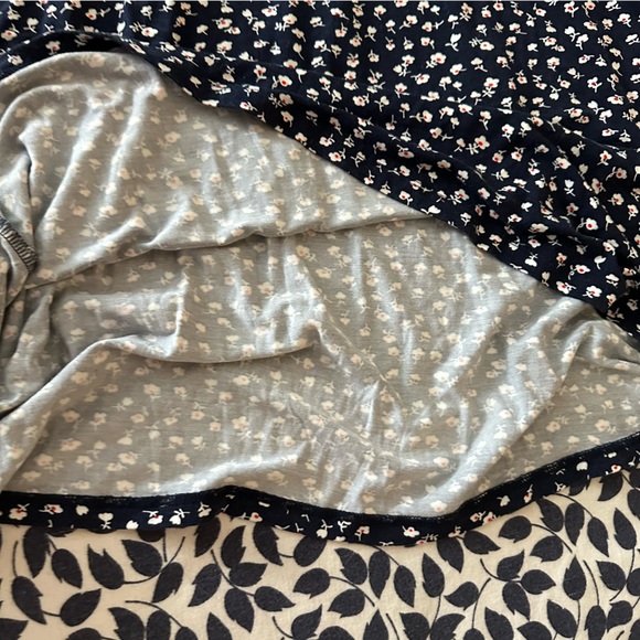 Boden Navy Ditsy FloralPetal Evangeline Stretchy Soft Jersey Knit Dress Size 14L - Picture 9 of 16